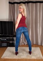 Hairy Emma open her ass, Emma (emm027) ATK Archives: Emma (Hairy Emma open her ass)