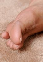 Black model Onyx shows off her feet, Onyx Crowne (kem001) ATK Exotics: Onyx Crowne (Black model Onyx shows off her feet)