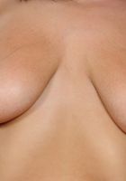Lee spreads her pussy, Lee (lee009) ATK Archives: Lee (Lee spreads her pussy)