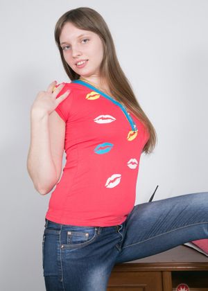 Lizzy from ATK Natural & Hairy