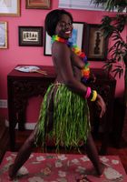 ATK Exotics: Sunny (Sunny in black women)